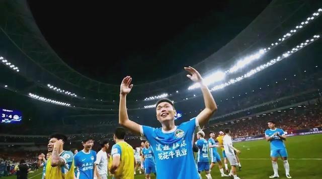 亚冠赛场上各队表现精彩纷呈